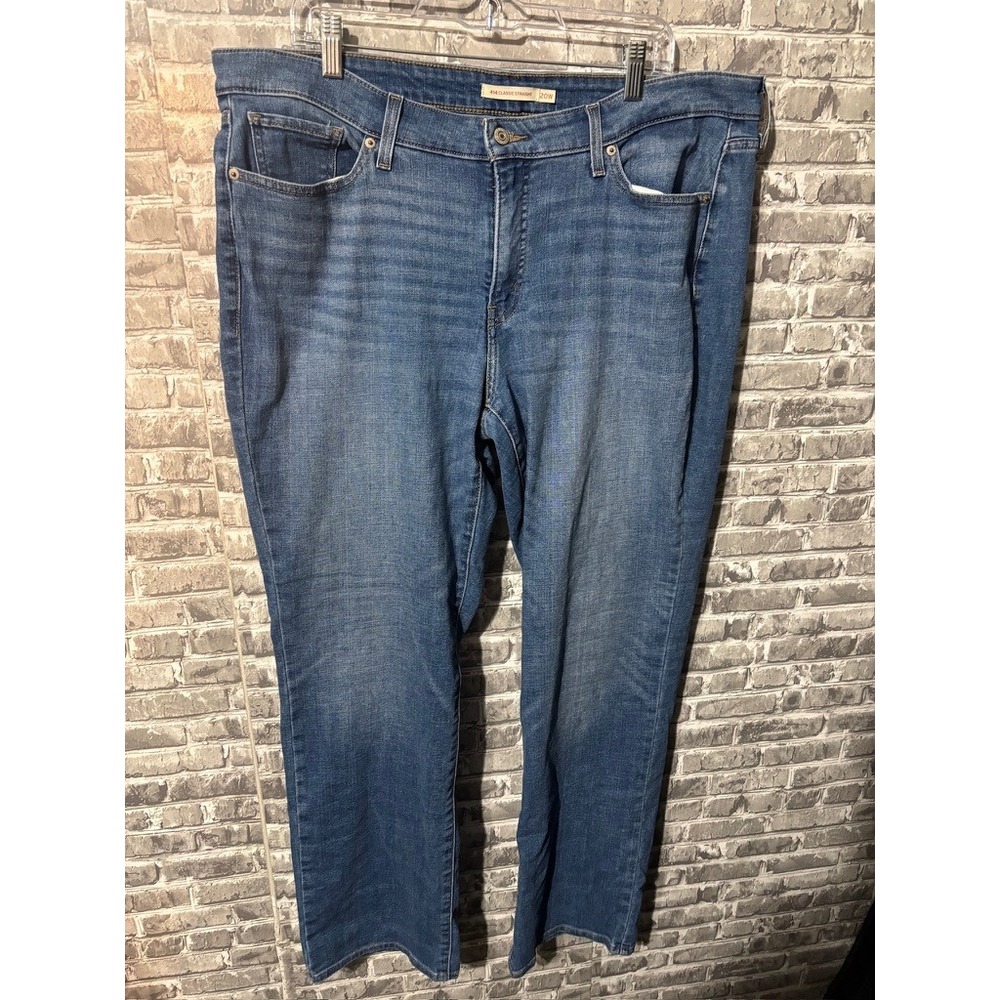 Levi Straight Jean - Picture 1 of 4